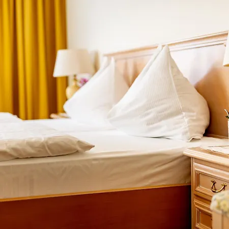 Hotel-restaurant Minichmayr 4*