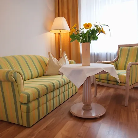 Hotel Hotel-restaurant Minichmayr 4*