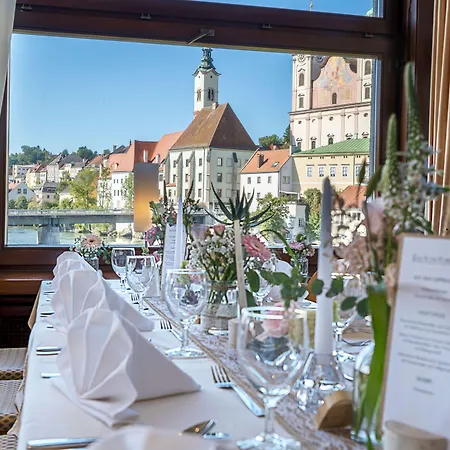 Hotel Hotel-restaurant Minichmayr 4*