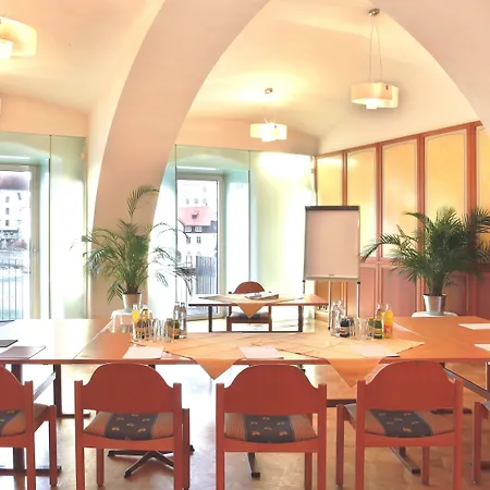 Hotel Hotel-restaurant Minichmayr 4*