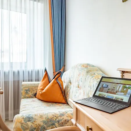 Hotel-restaurant Minichmayr シュタイアー